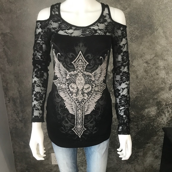 Tops - Rhinestone cold shoulder cross wings black shirt M